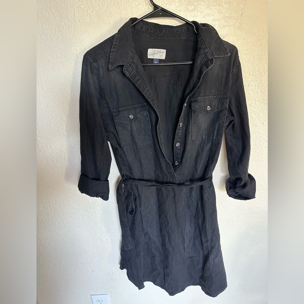 Universal Thread Distressed Black Long Sleeve Dress
